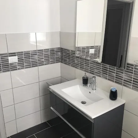Boomerang House - Airport, Center & Beach Apartment Catania
